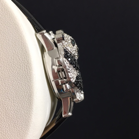 🖤Victoria Wieck Crystal panda 🐼 watch - Picture 6 of 17